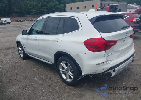 2018 BMW X3 xDrive30I z USA, uszkodzony, nr VIN 5UXTR9C5XJLD89309